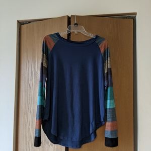 Long sleeve top